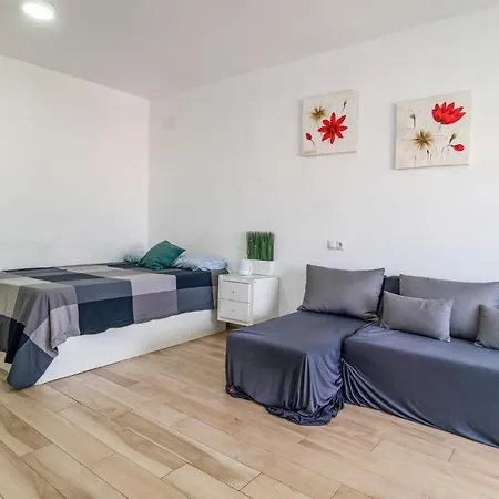 Apartment Beautiful In *